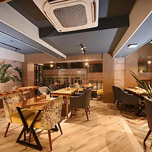 Daali & Aparthotel